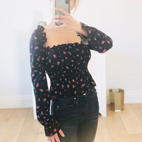 Looks by Lauren Tops - LAST 1! Black Floral Print Long Sleeve Ruffle Top